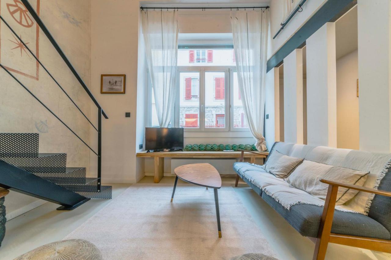 Appartement LOFT - Centre Ville - Plage - Halles - 3 ch 2 sdb à Biarritz Extérieur photo